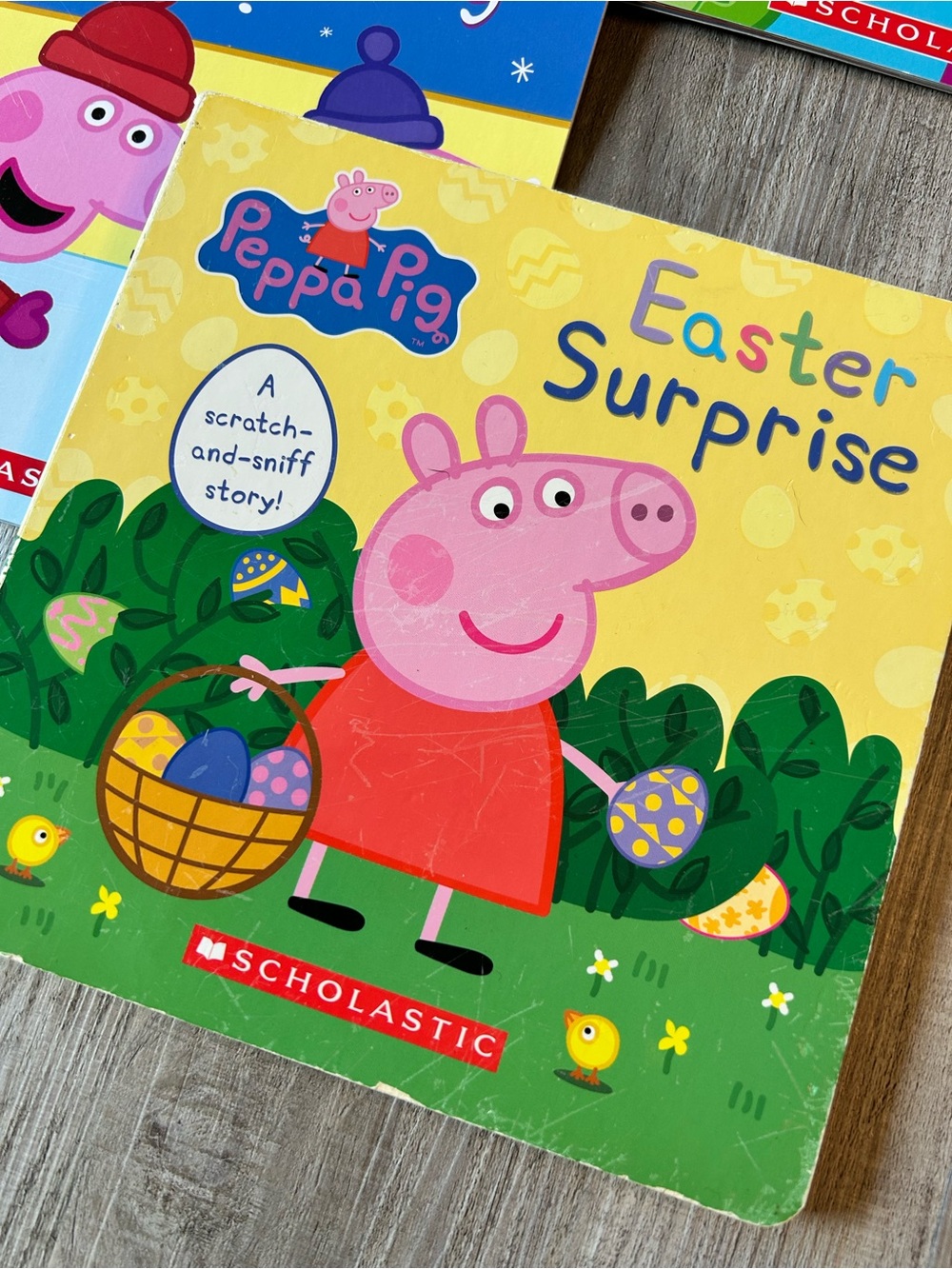 0129. Peppa Pig Book Lot • 4 Books - Picture 3 of 4